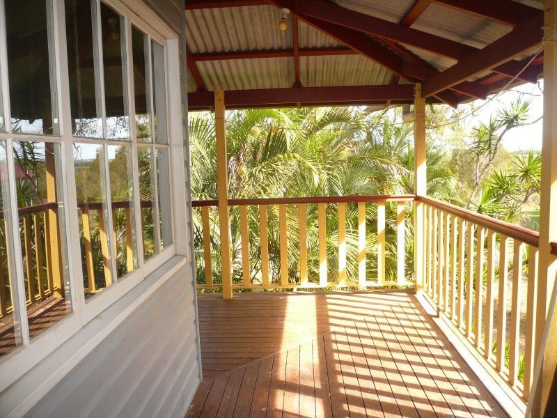 42-44 Charles Terrace, Macleay Island QLD 4184