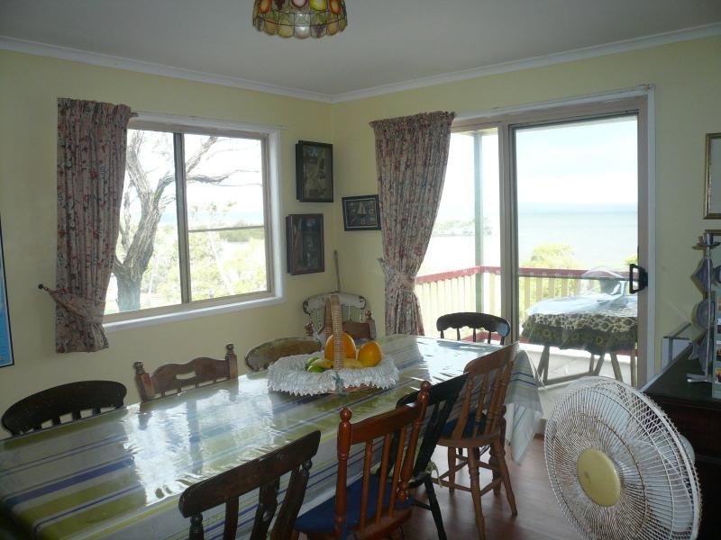 22 Coorong Street, Macleay Island QLD 4184