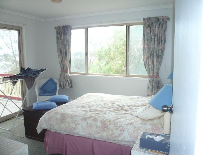 22 Coorong Street, Macleay Island QLD 4184