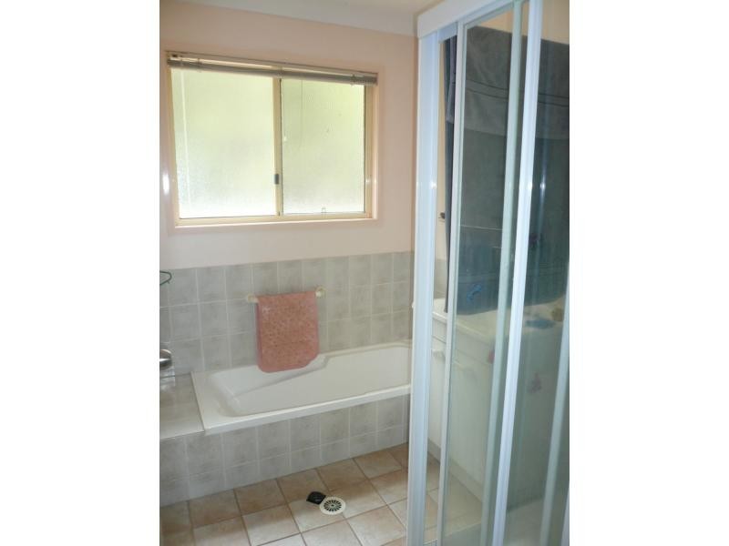 18 Granadilla Street, Macleay Island QLD 4184