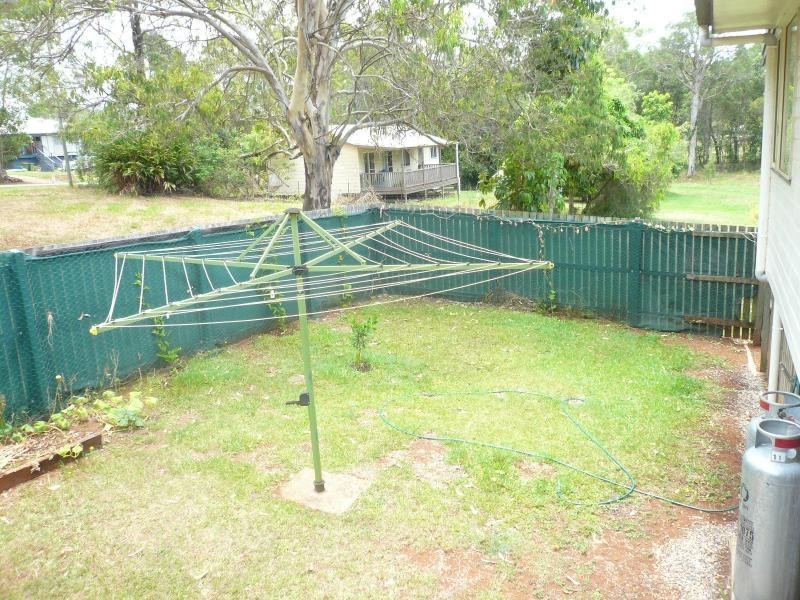 18 Granadilla Street, Macleay Island QLD 4184