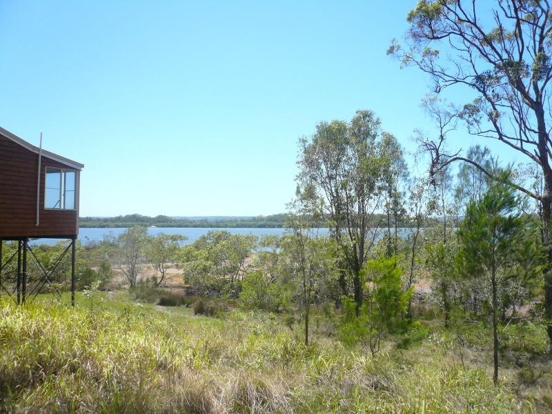 8 Hilda Crescent, Macleay Island QLD 4184