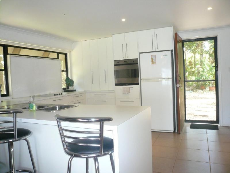 36 Mel Street, Macleay Island QLD 4184