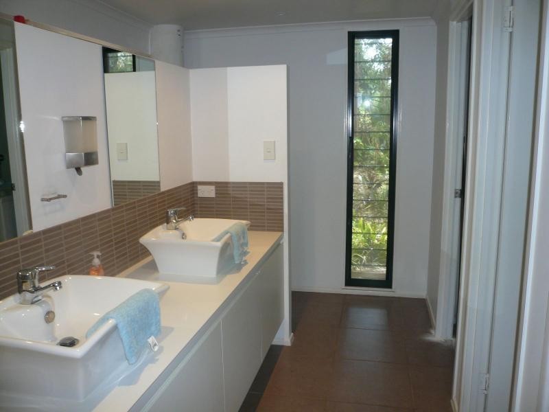 36 Mel Street, Macleay Island QLD 4184