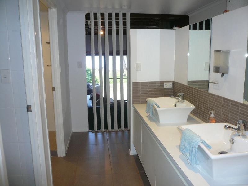 36 Mel Street, Macleay Island QLD 4184