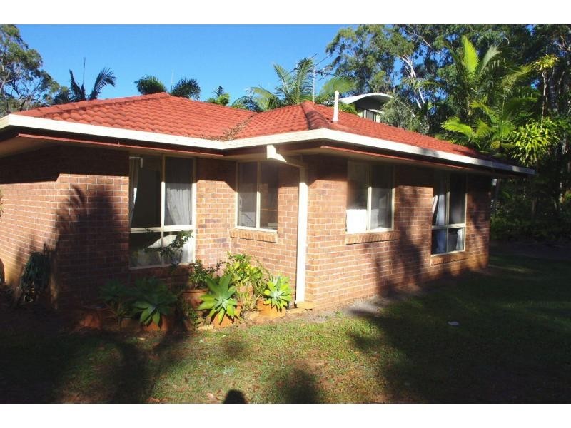 24 Treasure Island Avenue, Karragarra Island QLD 4184
