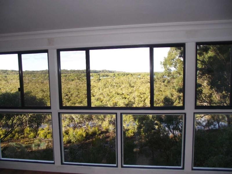 166 Treasure Island Avenue, Karragarra Island QLD 4184