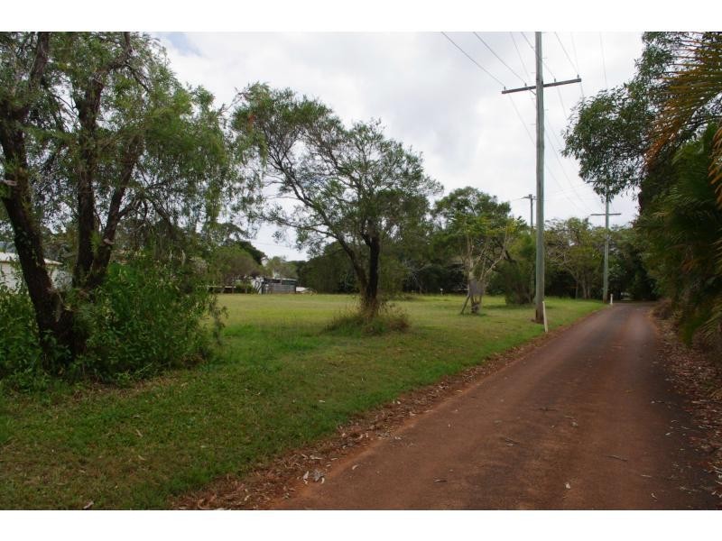 4 Nina Street, Karragarra Island QLD 4184