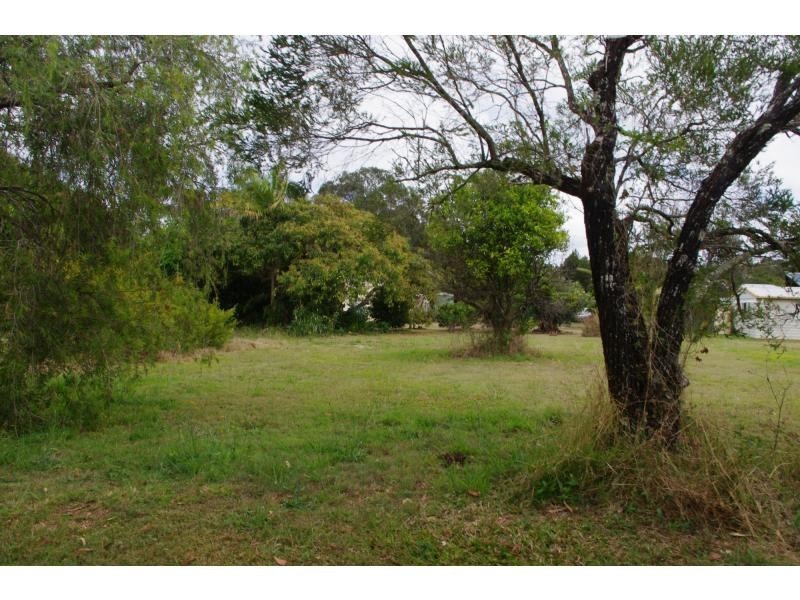 4 Nina Street, Karragarra Island QLD 4184