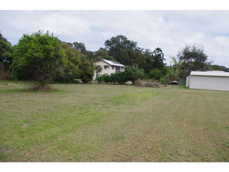 4 Nina Street, Karragarra Island QLD 4184