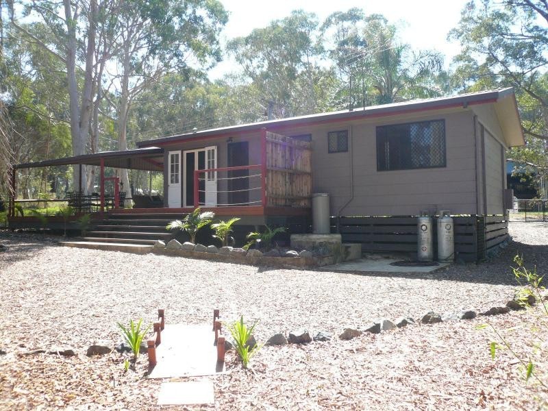 13 Brolga Street, Macleay Island QLD 4184