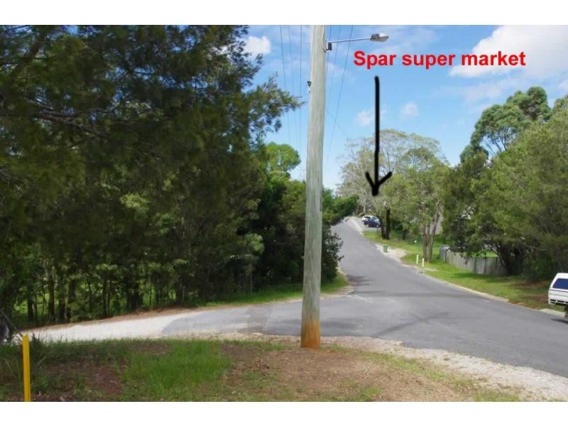 35 Scarborough Terrace, Macleay Island QLD 4184