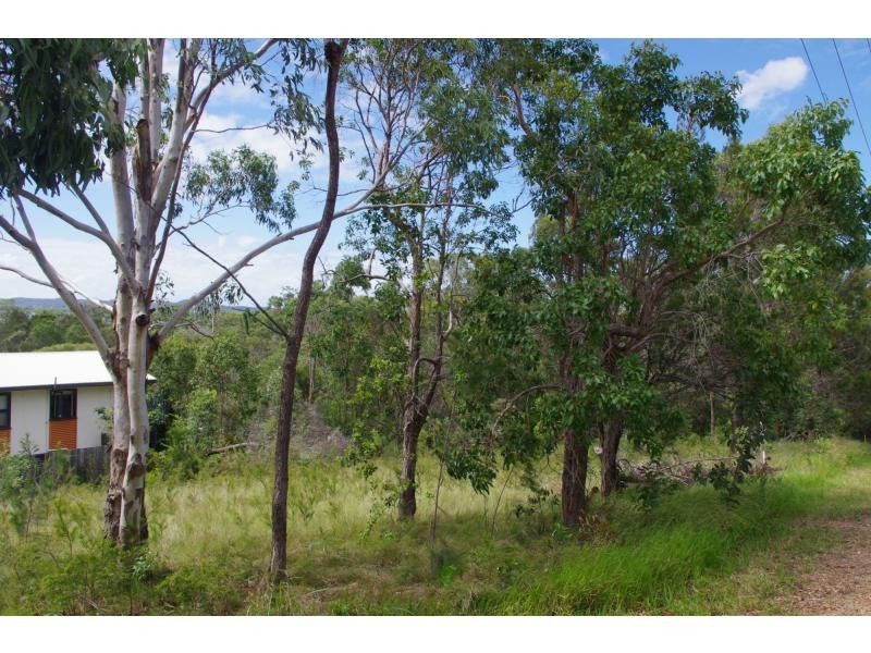 35 Scarborough Terrace, Macleay Island QLD 4184