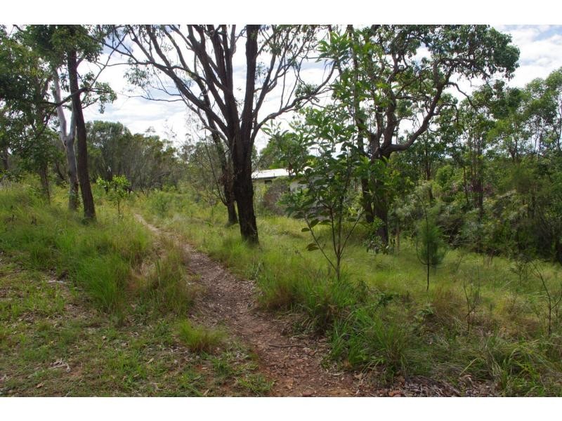 35 Scarborough Terrace, Macleay Island QLD 4184