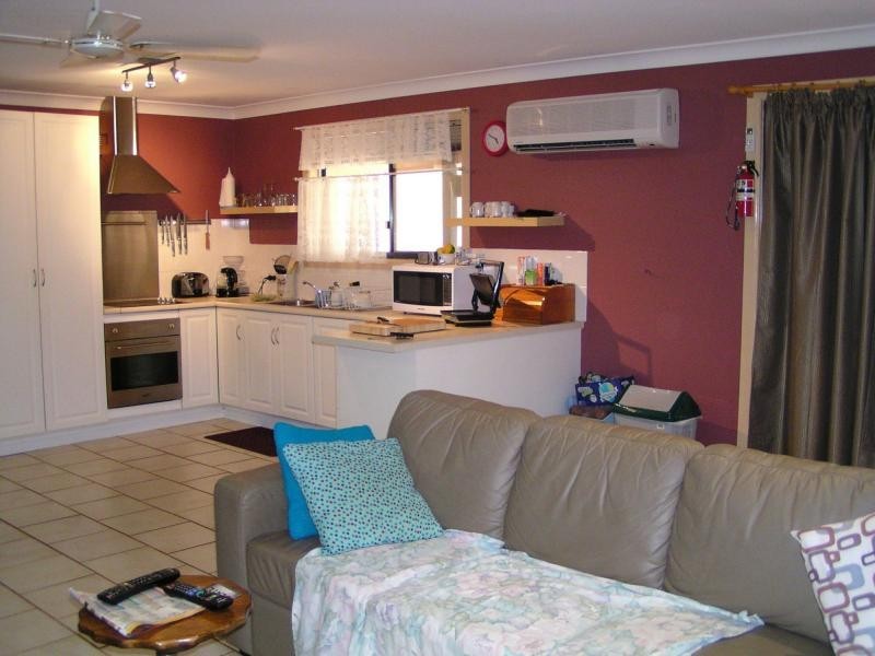 43 Loniceria Street, Macleay Island QLD 4184