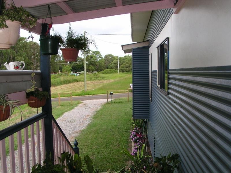 43 Loniceria Street, Macleay Island QLD 4184