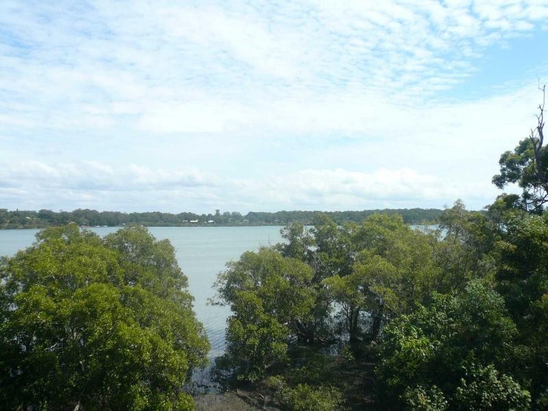 22 Calm Waters Crescent, Macleay Island QLD 4184