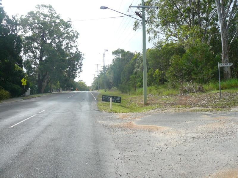 152 High Central Road, Macleay Island QLD 4184