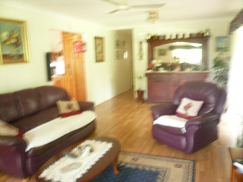 15 Marine Street, Macleay Island QLD 4184