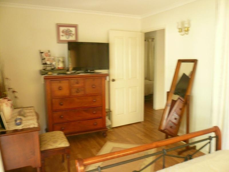 15 Marine Street, Macleay Island QLD 4184