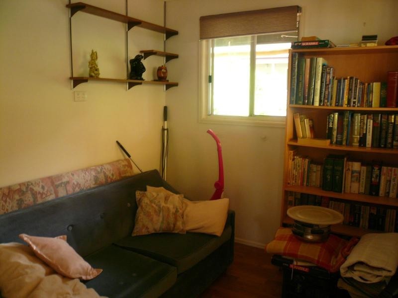 15 Marine Street, Macleay Island QLD 4184
