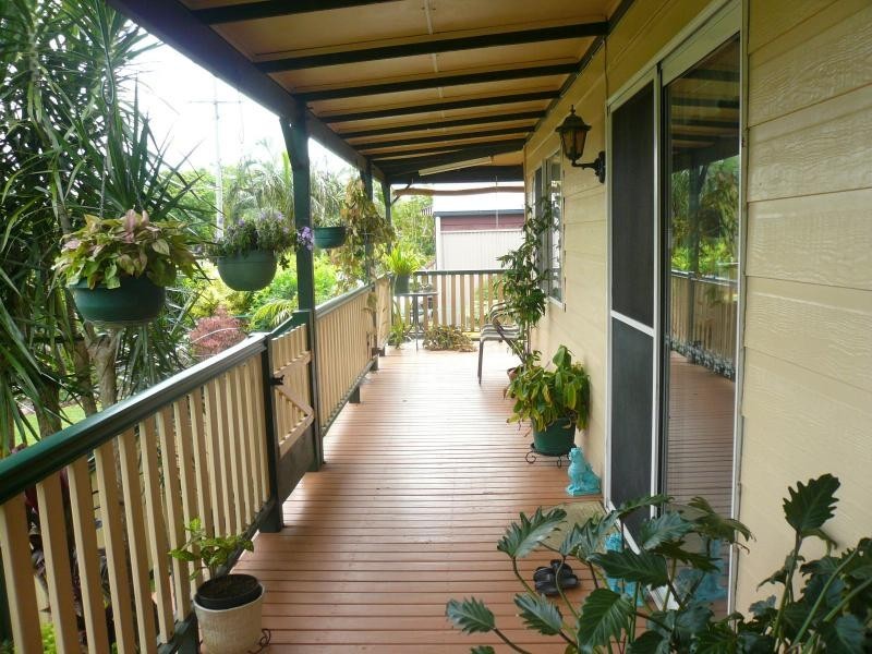 15 Marine Street, Macleay Island QLD 4184