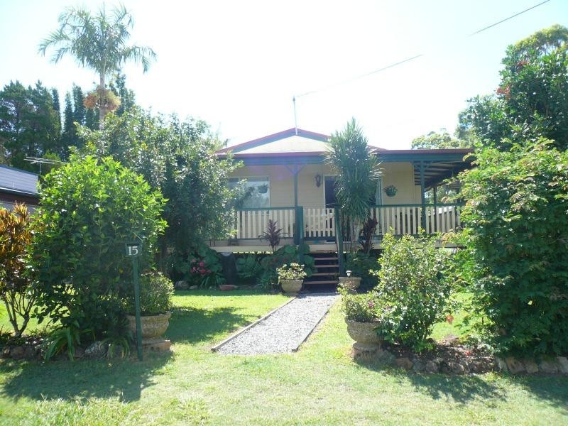 15 Marine Street, Macleay Island QLD 4184