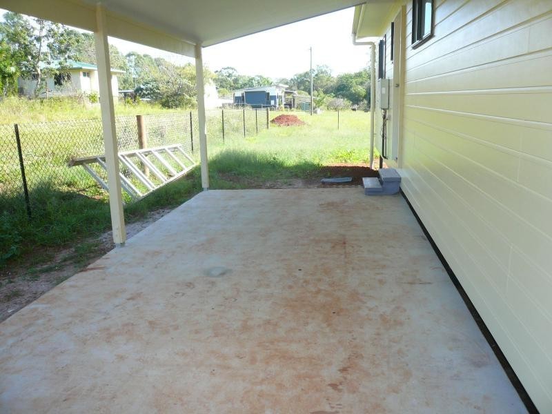 17 Coffea Street, Macleay Island QLD 4184