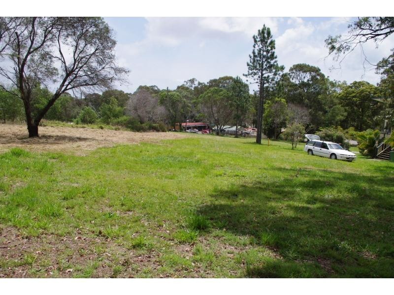 9 Allambie Street, Macleay Island QLD 4184