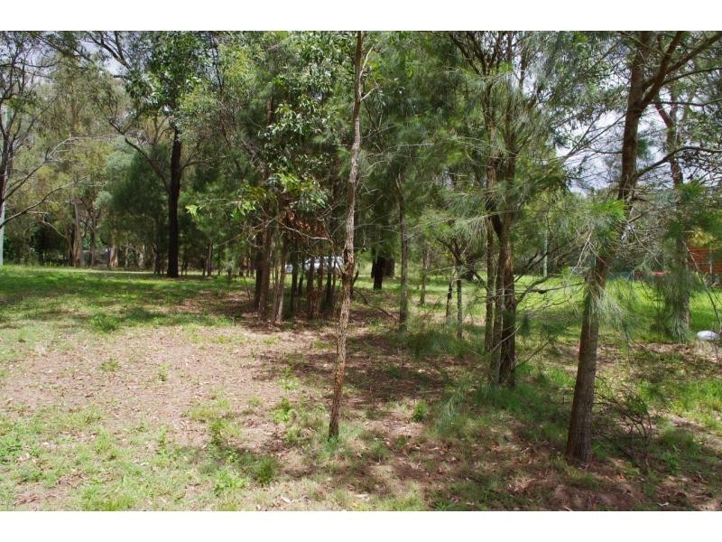 9 Allambie Street, Macleay Island QLD 4184