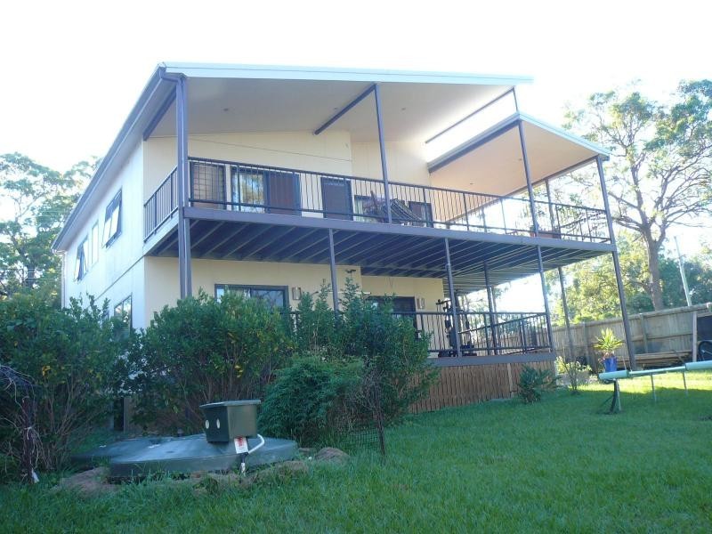 202 Kate Street, Macleay Island QLD 4184
