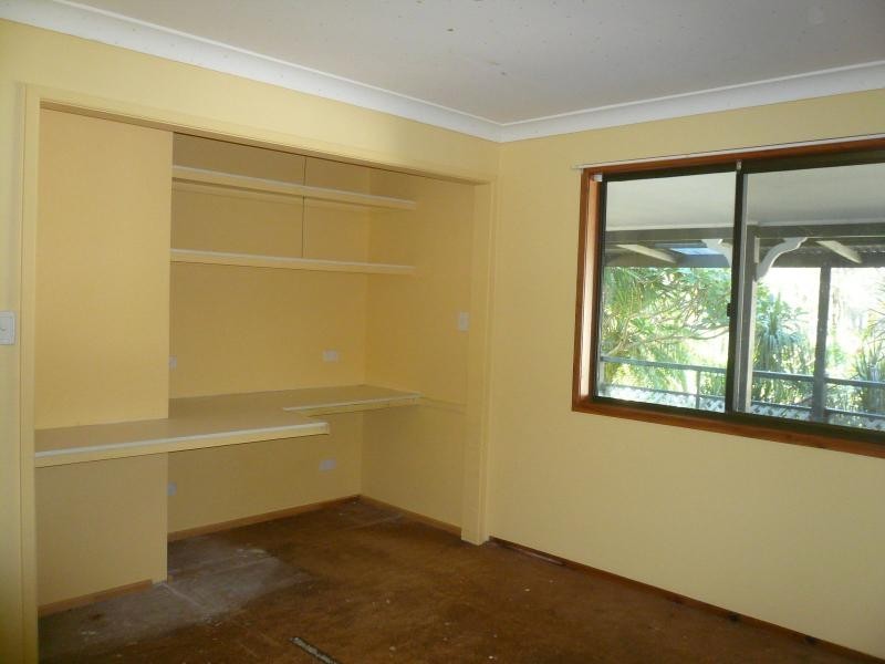 30 Vine Street, Macleay Island QLD 4184