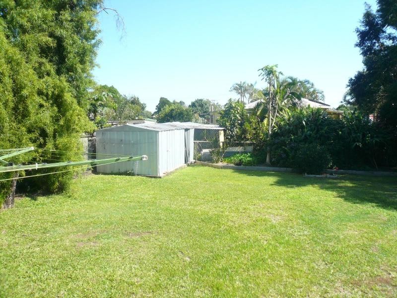 30 Vine Street, Macleay Island QLD 4184