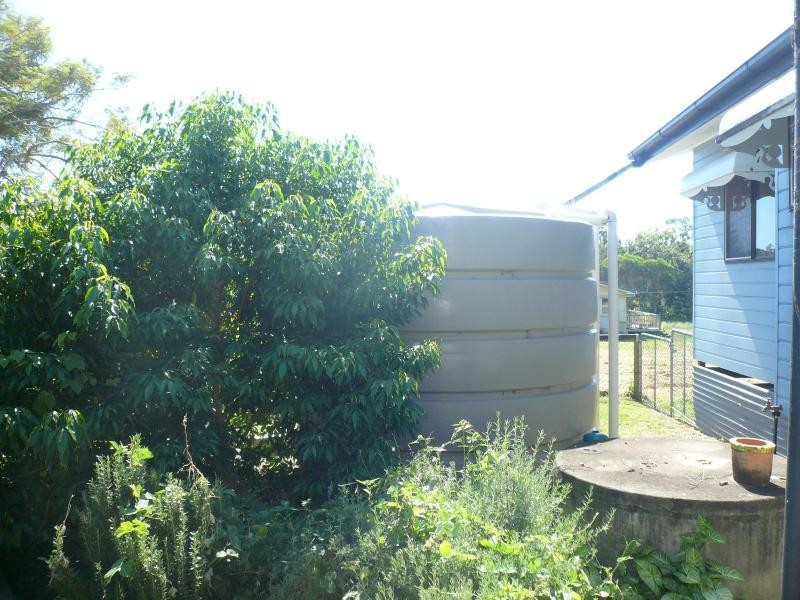 30 Vine Street, Macleay Island QLD 4184