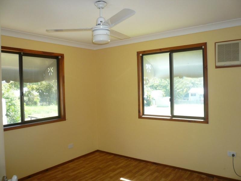 30 Vine Street, Macleay Island QLD 4184