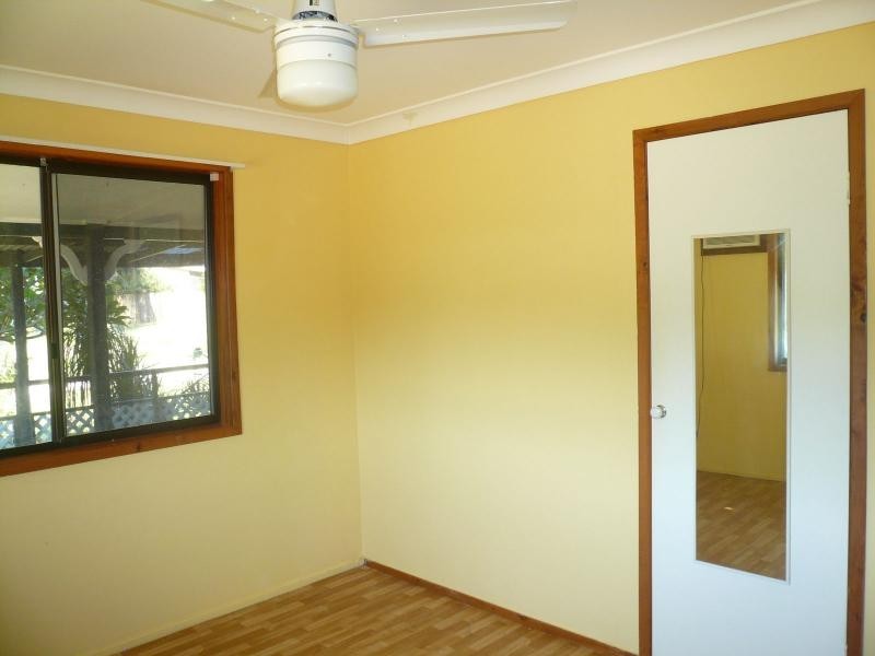 30 Vine Street, Macleay Island QLD 4184