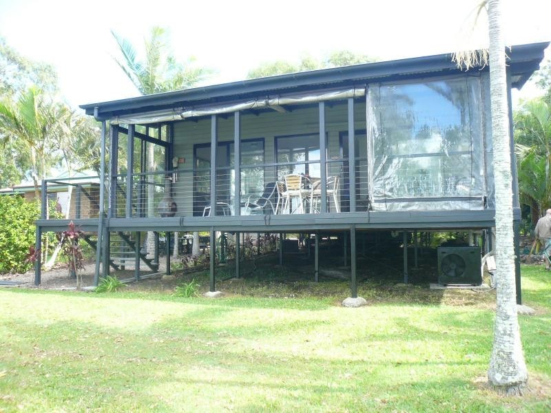 8 Cowes Street, Macleay Island QLD 4184