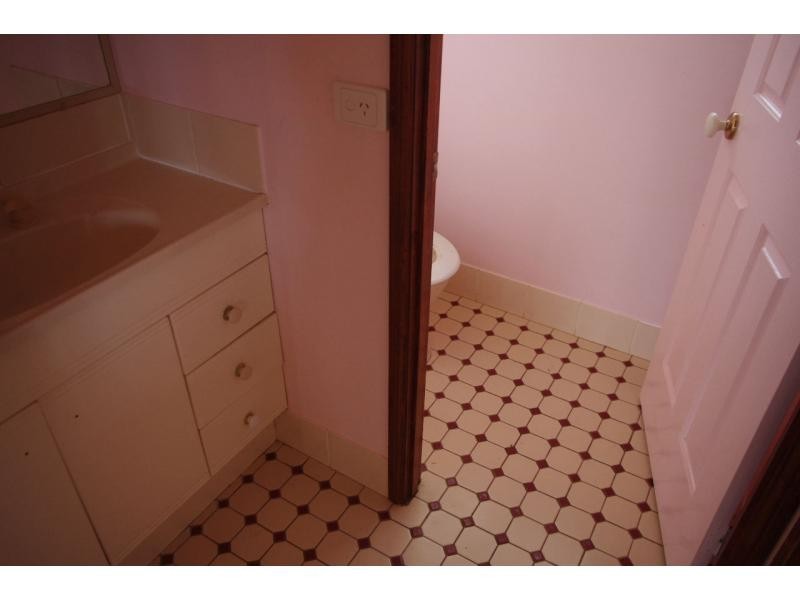 52 High Central Road, Macleay Island QLD 4184