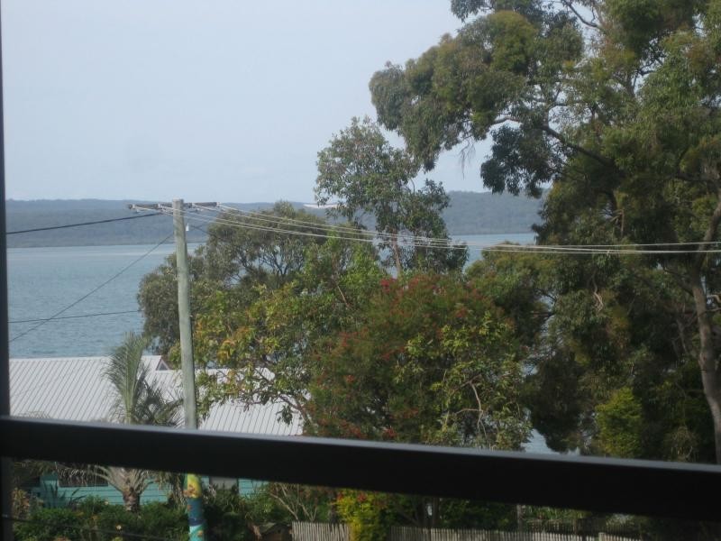 76 Beelong Street, Macleay Island QLD 4184