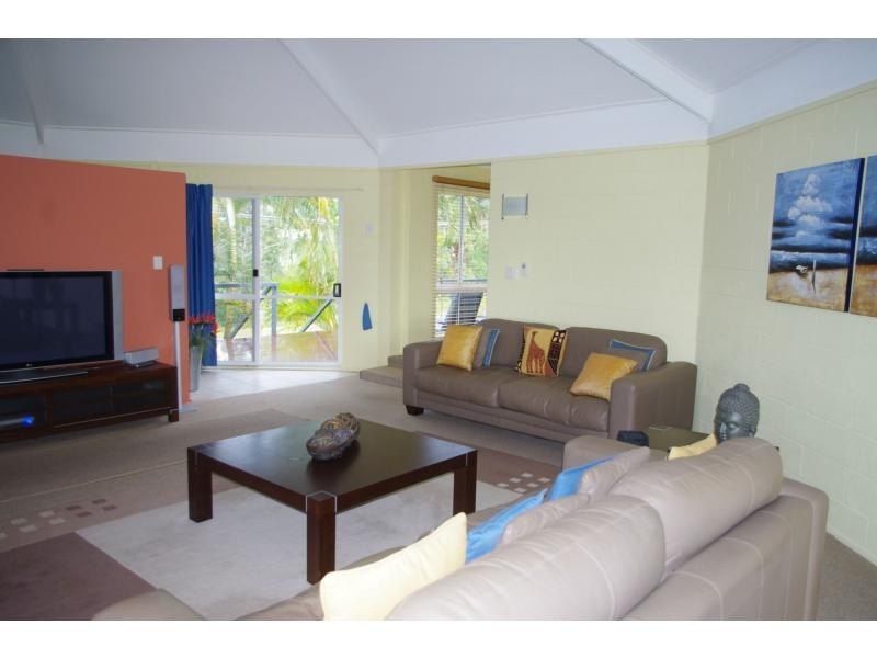 76 Beelong Street, Macleay Island QLD 4184