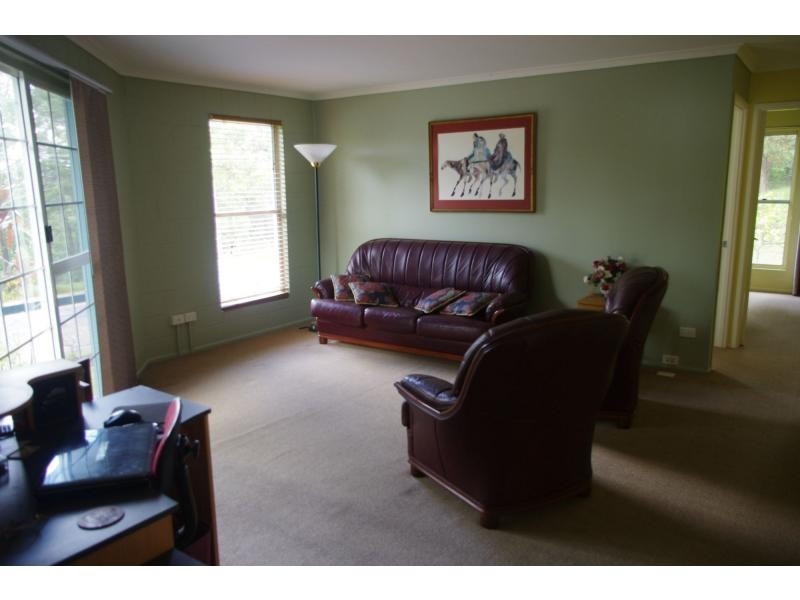 76 Beelong Street, Macleay Island QLD 4184