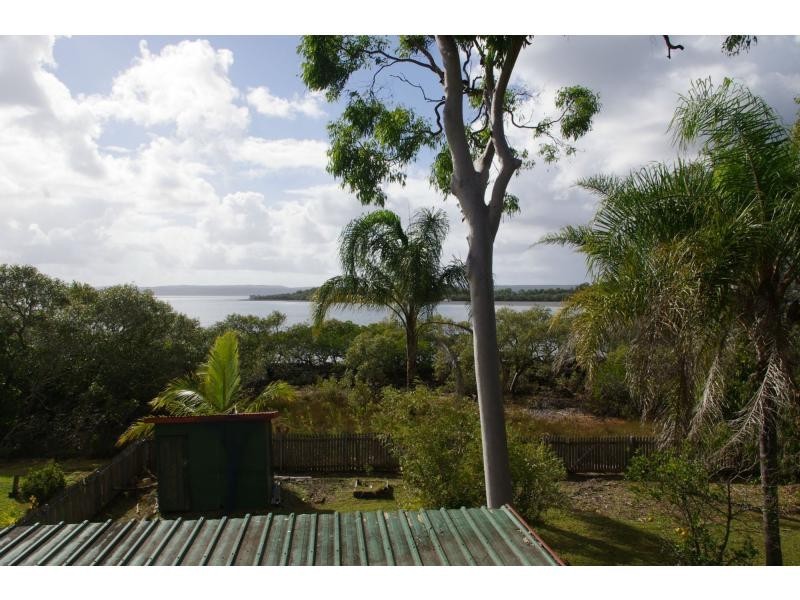 43 Jan Street, Macleay Island QLD 4184