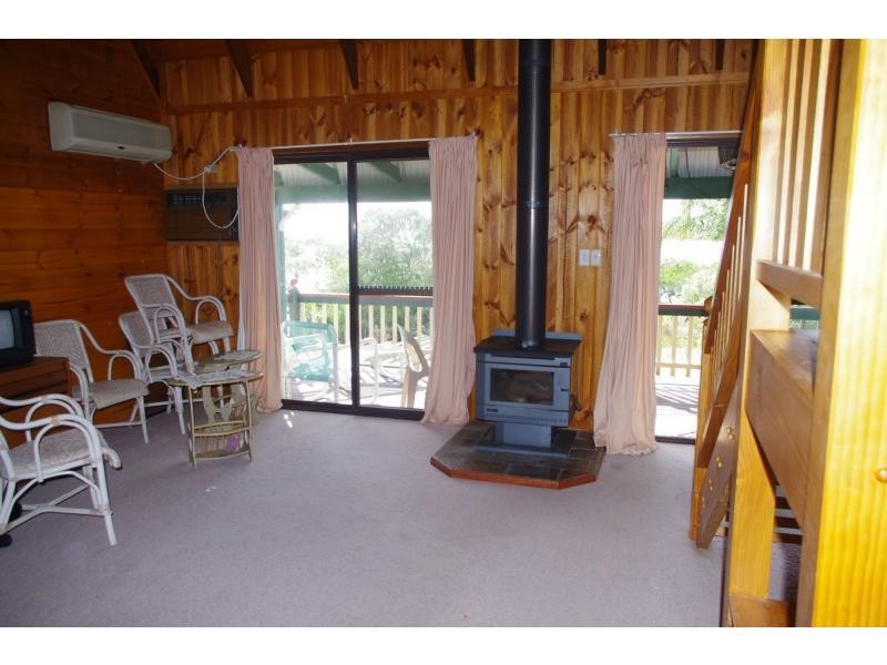 43 Jan Street, Macleay Island QLD 4184