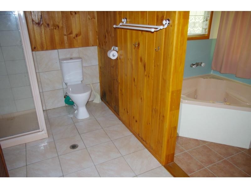 43 Jan Street, Macleay Island QLD 4184