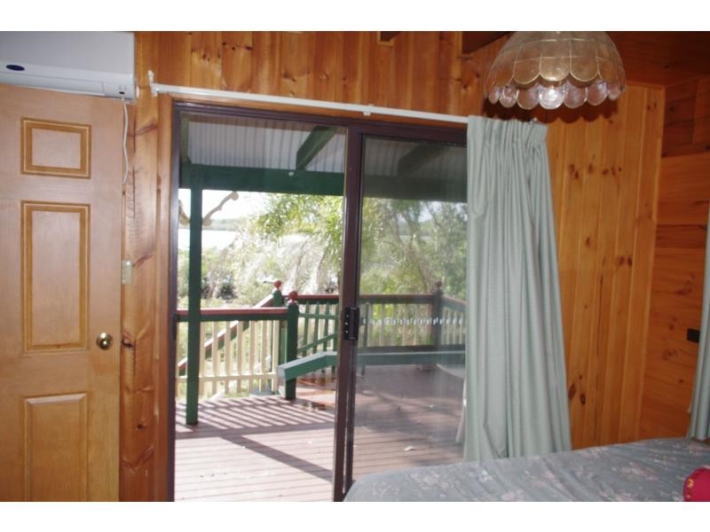 43 Jan Street, Macleay Island QLD 4184