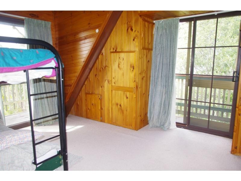 43 Jan Street, Macleay Island QLD 4184
