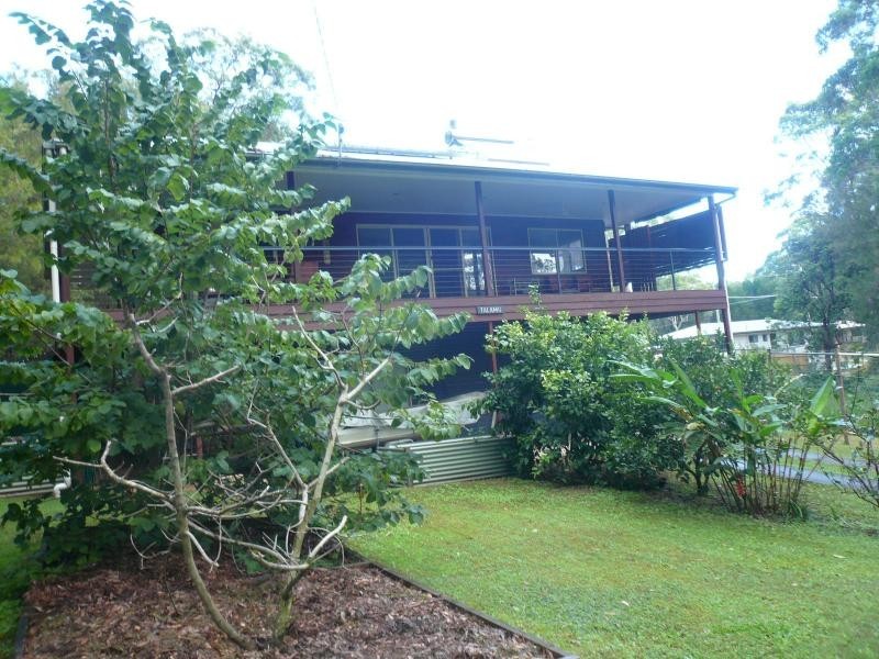 6 Kooberry Street, Macleay Island QLD 4184