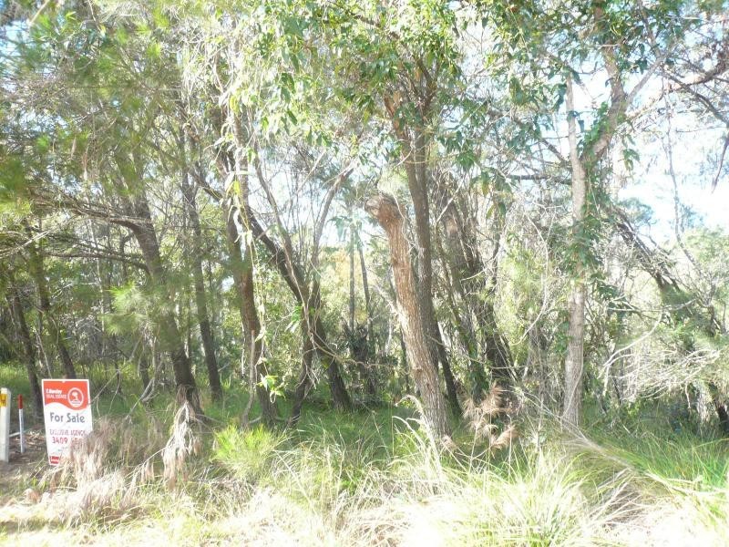 18 Timothy Street, Macleay Island QLD 4184