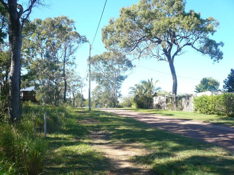 11 Beelong Street, Macleay Island QLD 4184