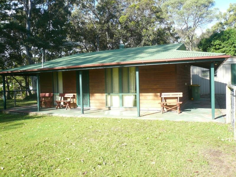 72 Coondooroopa Drive, Macleay Island QLD 4184